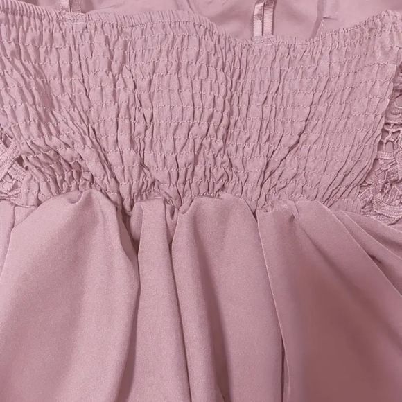 SALE NIP Sz. XS Tag Says L Pink  Lace Upper Body and Tiered/Layered Lower Body. - Picture 3 of 8